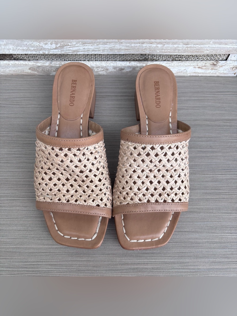 Bernardo Women's Jenne Slide Sandals